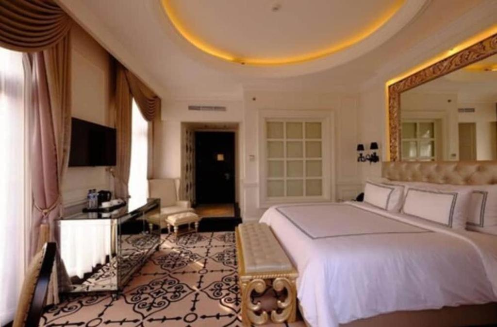 Lafayette Boutique Hotel Kejayan Luaran gambar