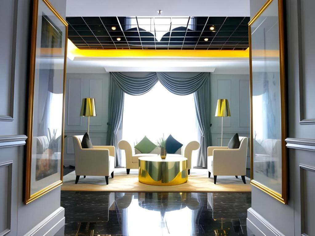 Lafayette Boutique Hotel Kejayan Luaran gambar