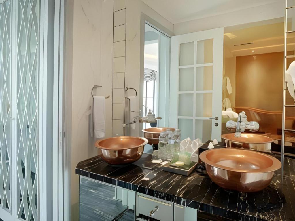 Lafayette Boutique Hotel Kejayan Luaran gambar